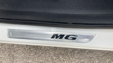 MG Hs 1.5 T-GDI Excite 5dr DCT Petrol Hatchback